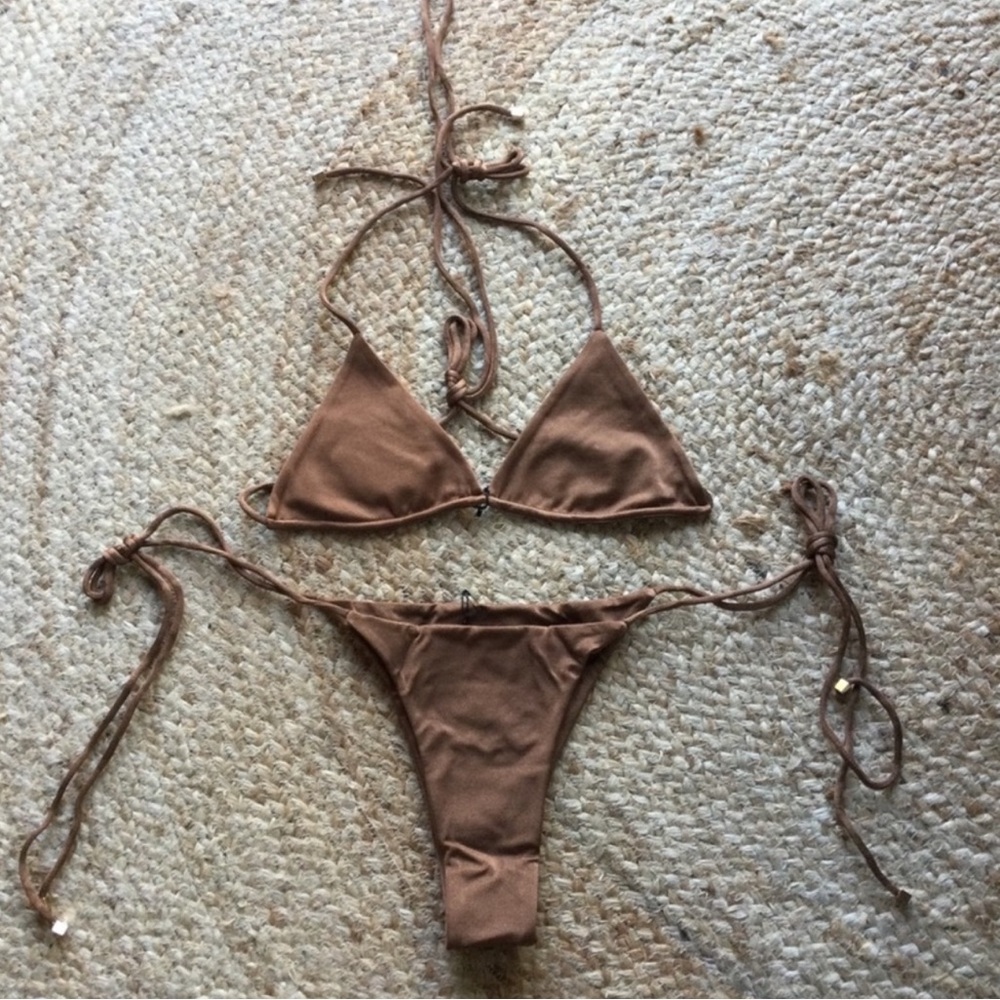 NWT SOMMER SWIM SET SIZE SMALL